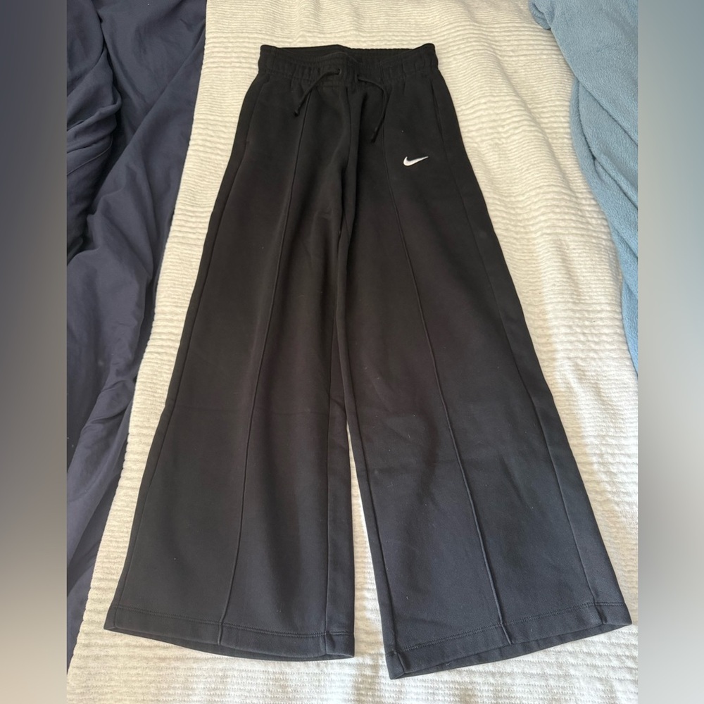 Women’s Nike Black Sweatpants